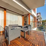 Plaza I, Sun & Snow Apartment