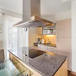 Plaza I, Sun & Snow Apartment *