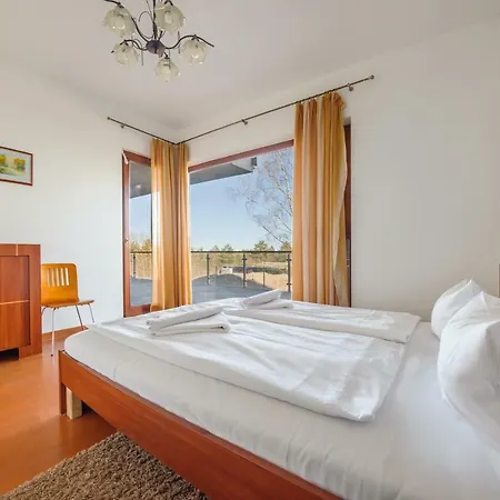 Plaza I, Sun & Snow *