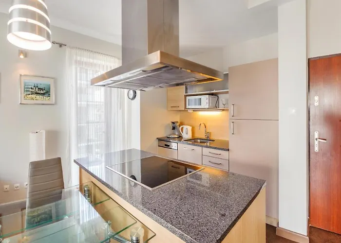 Plaza I, Sun & Snow Apartment *