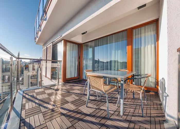 Apartment Plaza I, Sun & Snow