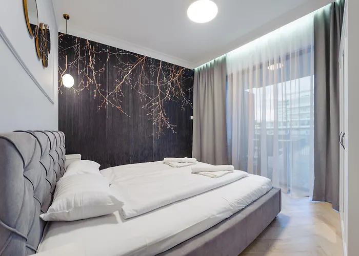 Plaza I, Sun & Snow Apartment